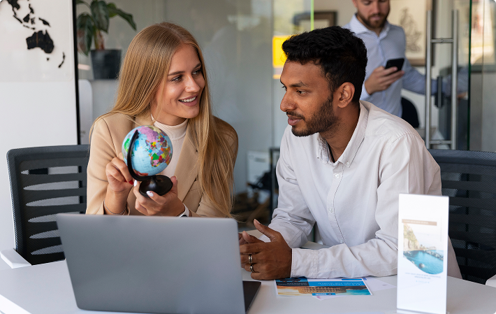 Команда працює